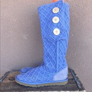 Ugg Australia crazy lattice knit sweater button boot